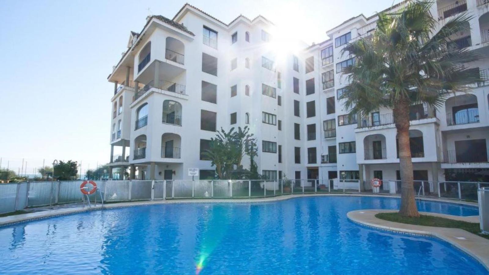 Duquesa Port Apartment Manilva Bagian luar foto